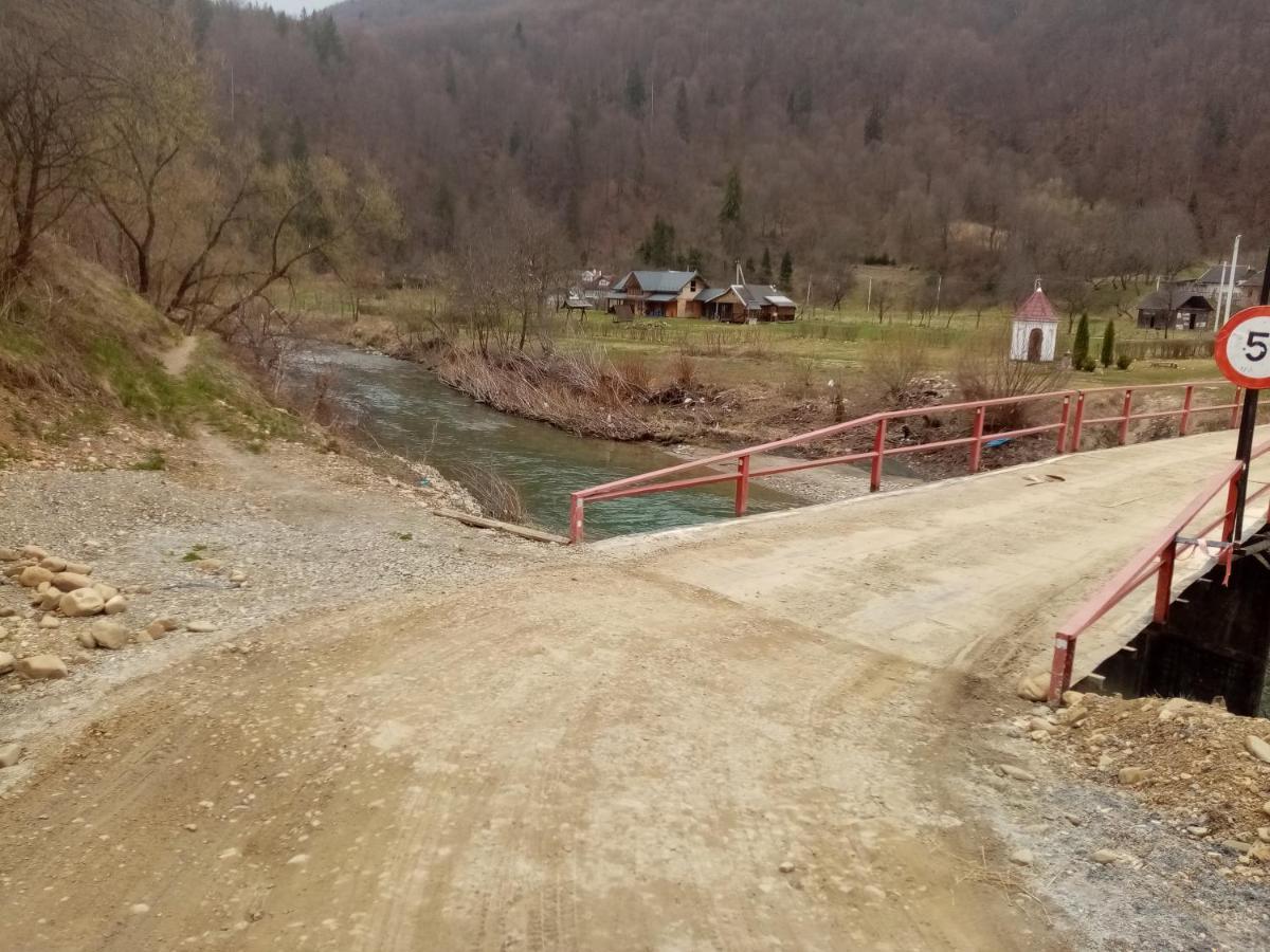 федорчуків за рікою1 *